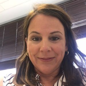 Meet your Posher, Jenn